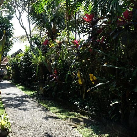 Suastika Guest House Ubud Esterno foto